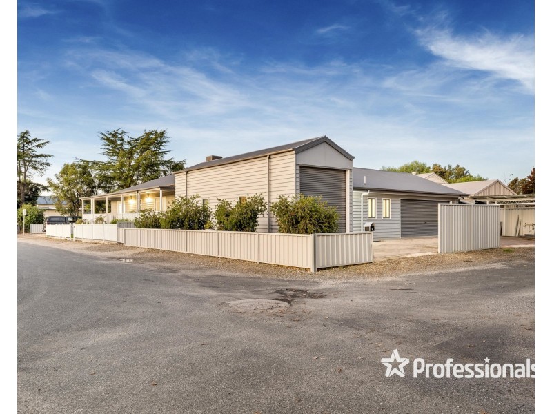 9 Wall Street, Chiltern VIC 3683