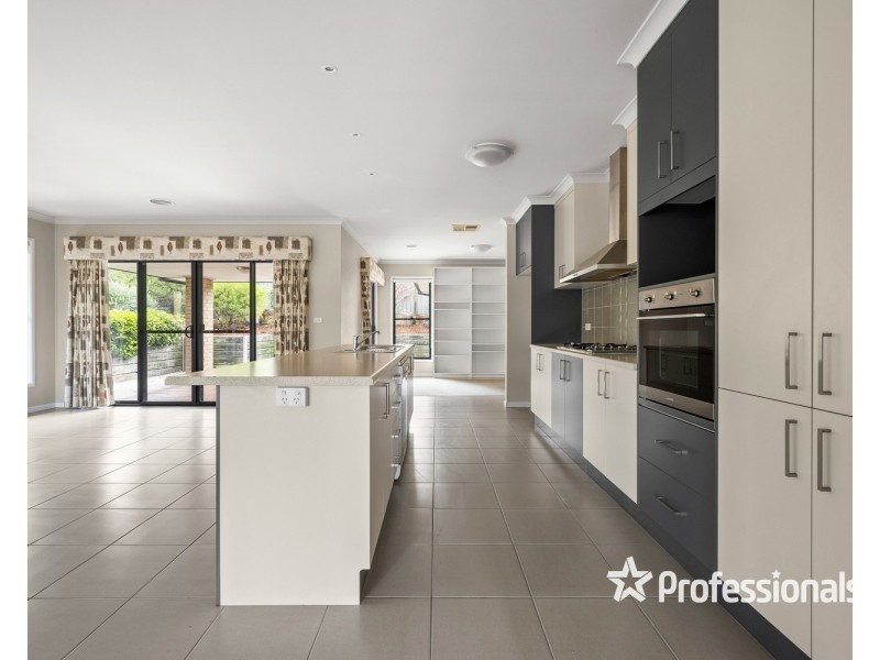 12 Kenneth Watson Drive, Bandiana VIC 3694