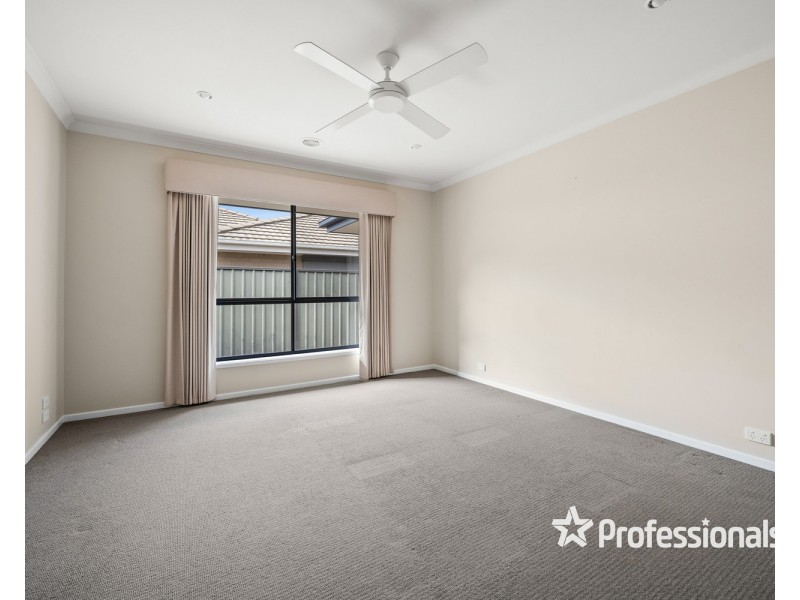 12 Kenneth Watson Drive, Bandiana VIC 3694