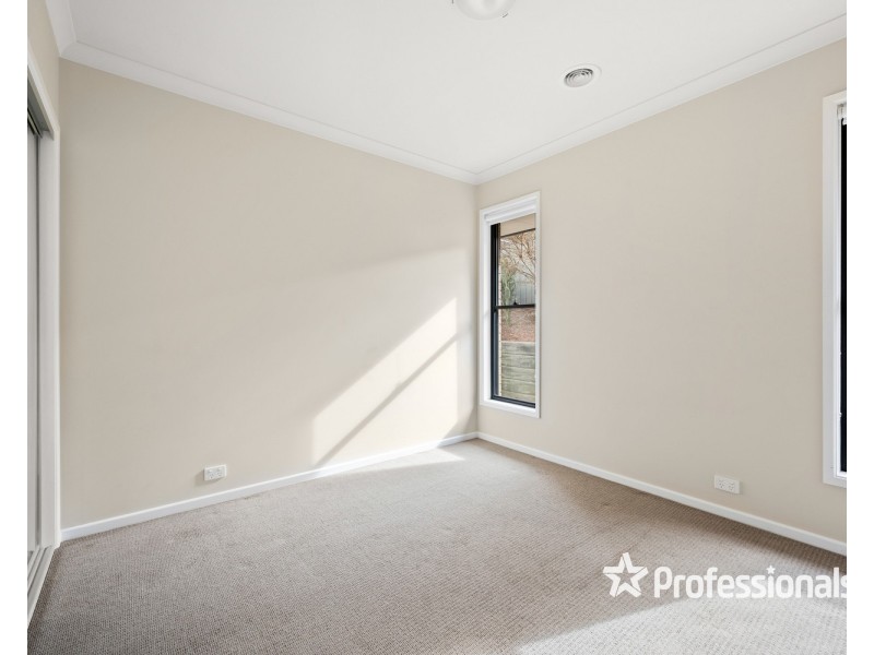 12 Kenneth Watson Drive, Bandiana VIC 3694