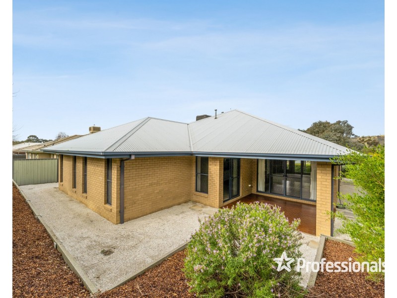 12 Kenneth Watson Drive, Bandiana VIC 3694