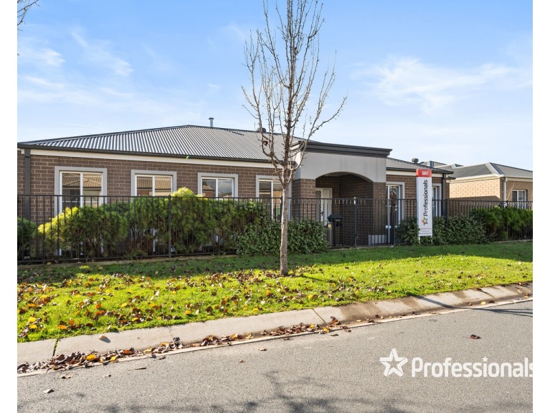 13 Macquarie Road, Wodonga VIC 3690