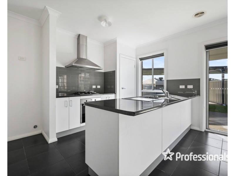 13 Macquarie Road, Wodonga VIC 3690