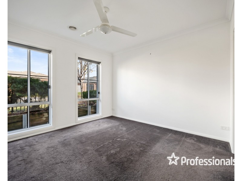 13 Macquarie Road, Wodonga VIC 3690