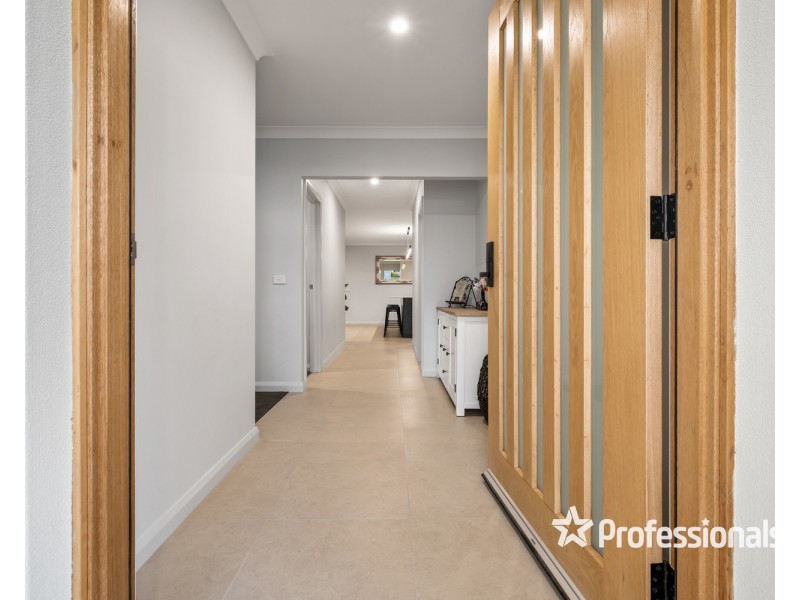 5 Rodeo Drive, Thurgoona NSW 2640