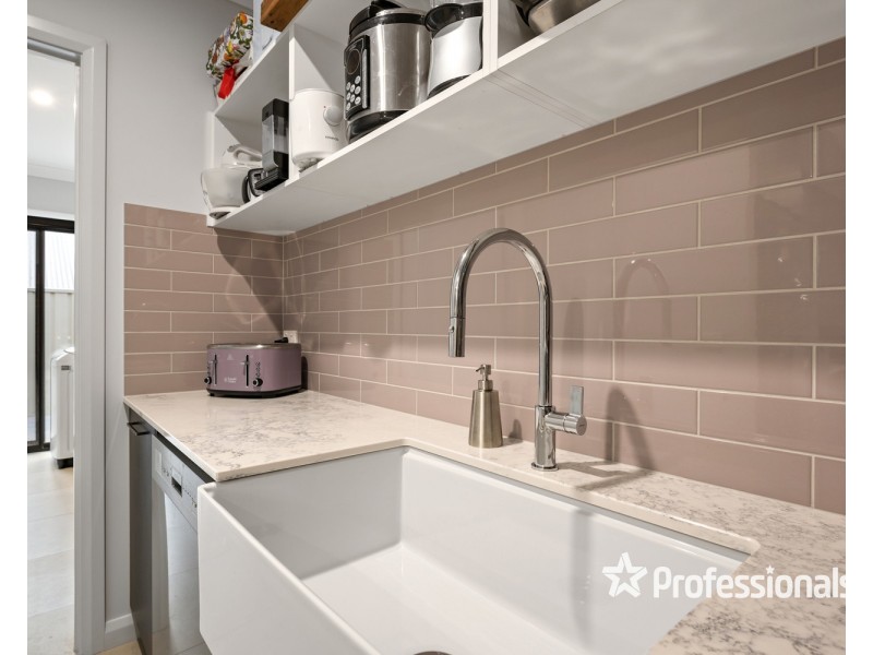 5 Rodeo Drive, Thurgoona NSW 2640