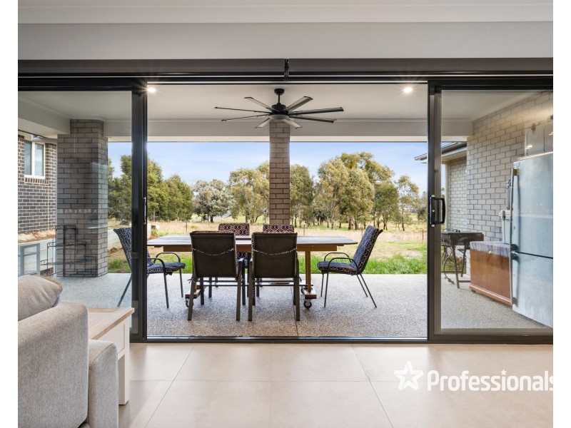 5 Rodeo Drive, Thurgoona NSW 2640