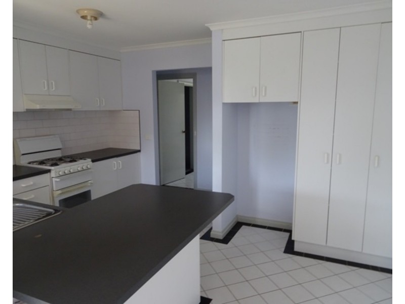 2/13 Kingsbury Court, Wodonga VIC 3690