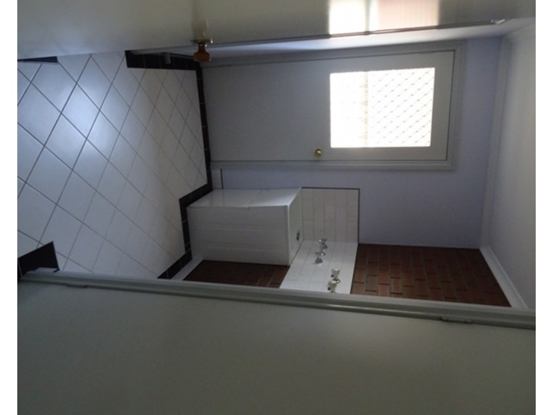 2/13 Kingsbury Court, Wodonga VIC 3690