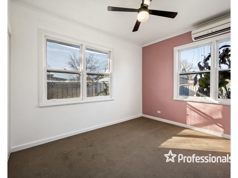 18 Conness Street, Chiltern VIC 3683