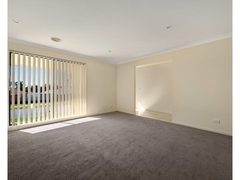 14 Montclair Avenue, Wodonga VIC 3690