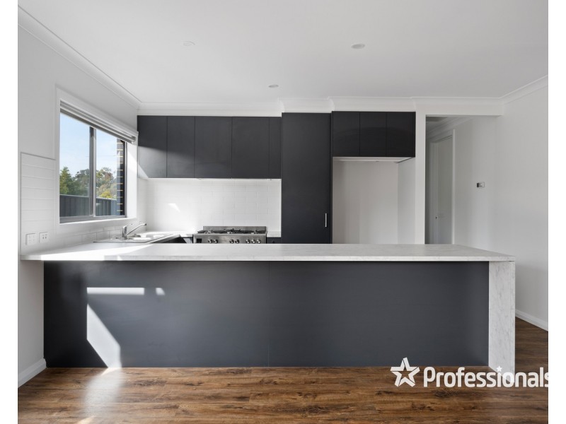 6 Eisenhauer Drive, Thurgoona NSW 2640