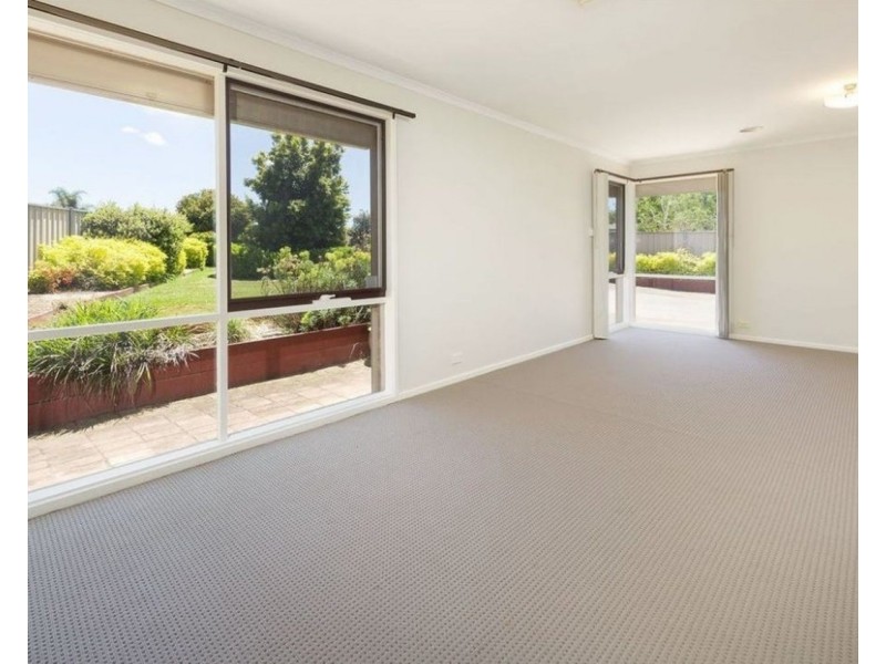 8 Whitehall Court, Wodonga VIC 3690