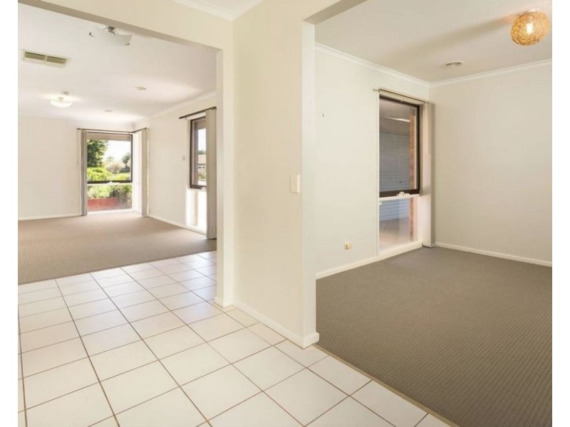 8 Whitehall Court, Wodonga VIC 3690