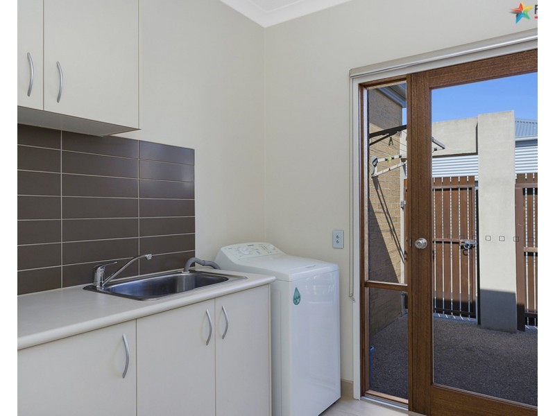 61 Victoria Cross Parade, Wodonga VIC 3690