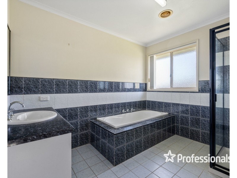 5 Berkeley Close, Wodonga VIC 3690