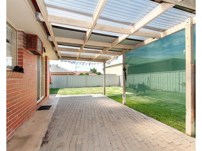 2 Jennifer Place, Wodonga VIC 3690