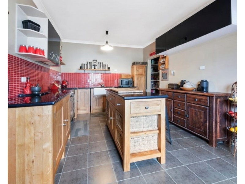 32 High Street, Barnawartha VIC 3688