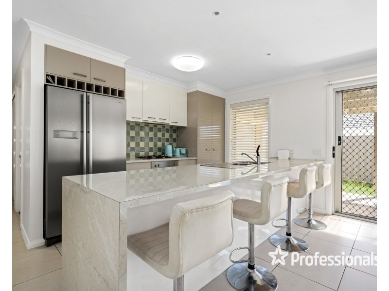 31 Victoria Cross Parade, Wodonga VIC 3690