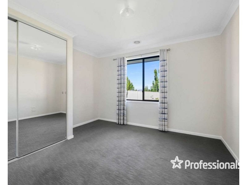 13 Toy Court, Wodonga VIC 3690