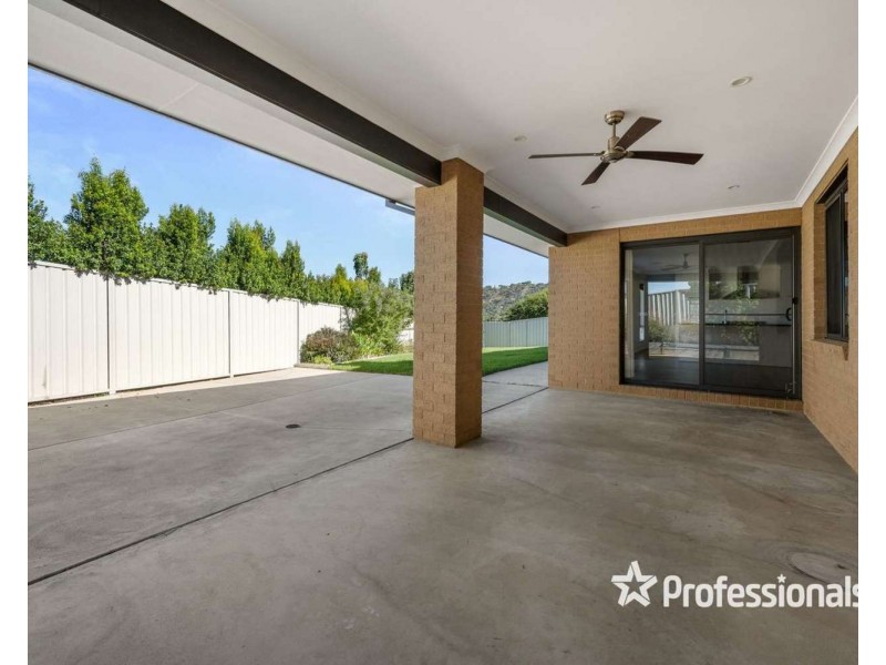 13 Toy Court, Wodonga VIC 3690