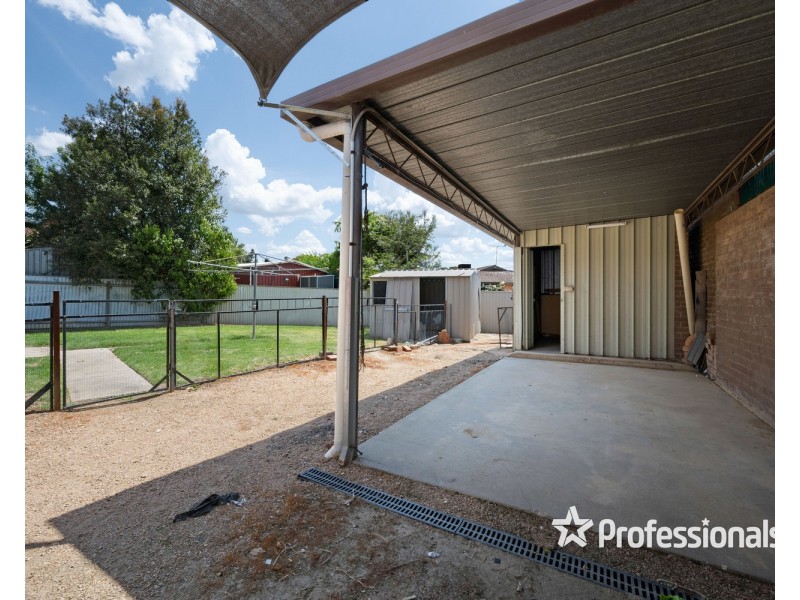 23 Belgrade Avenue, Wodonga VIC 3690
