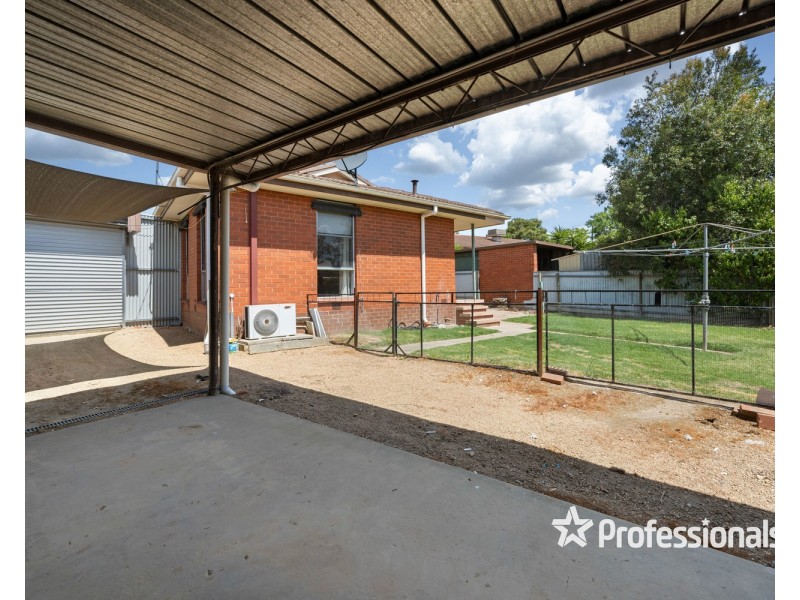 23 Belgrade Avenue, Wodonga VIC 3690
