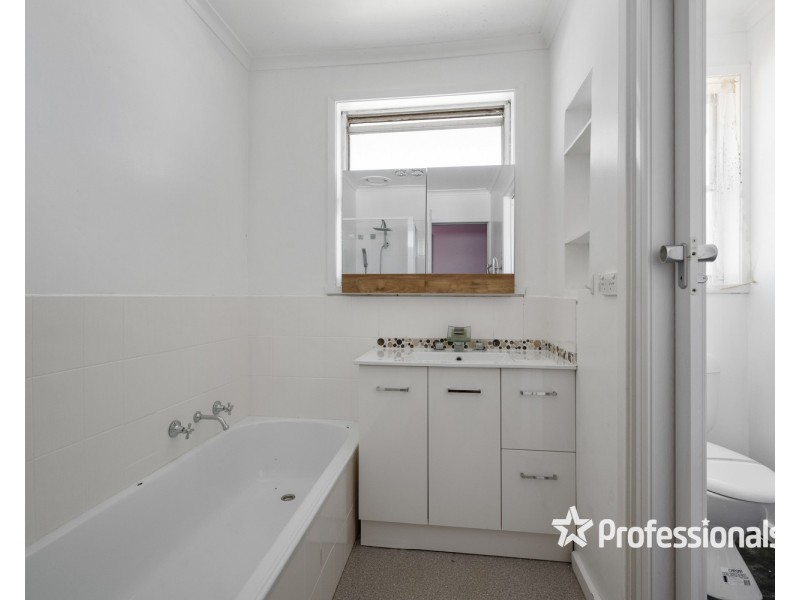 23 Belgrade Avenue, Wodonga VIC 3690