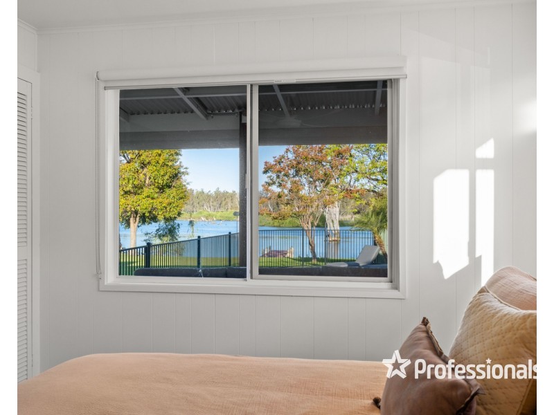 6 Bailey Street, Bundalong VIC 3730