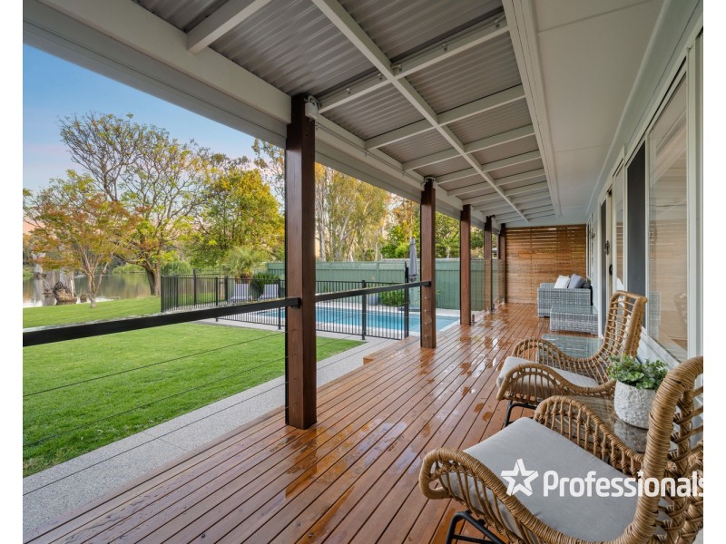 6 Bailey Street, Bundalong VIC 3730