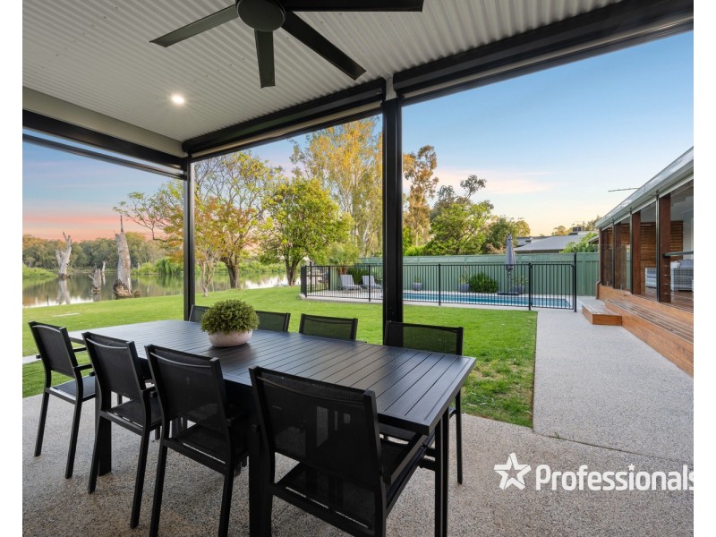 6 Bailey Street, Bundalong VIC 3730