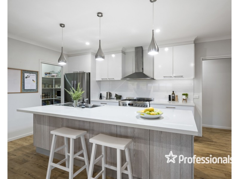 12 Krueger Street, Baranduda VIC 3691