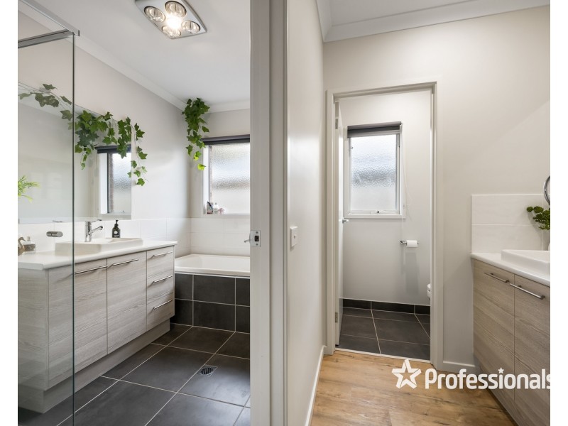 12 Krueger Street, Baranduda VIC 3691