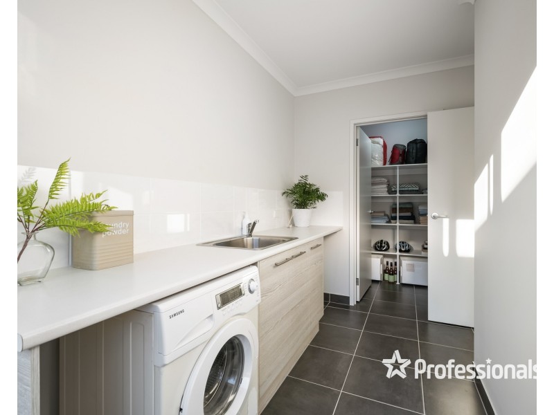 12 Krueger Street, Baranduda VIC 3691