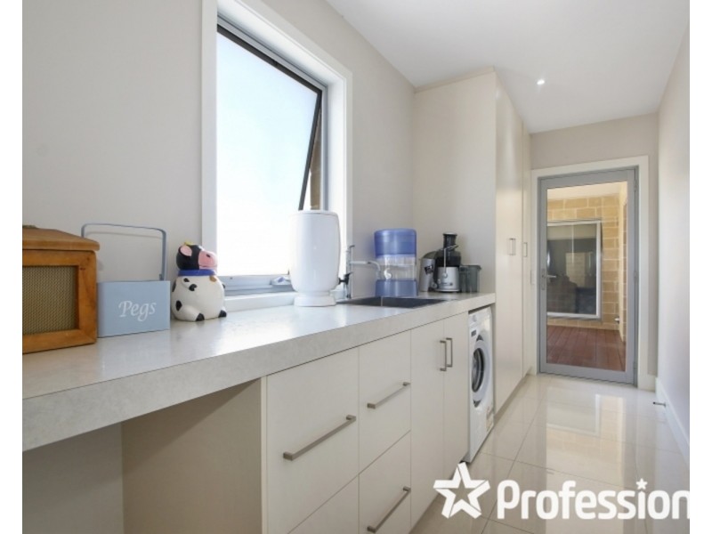 13 Derwent Way, Wodonga VIC 3690