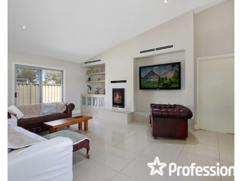 13 Derwent Way, Wodonga VIC 3690