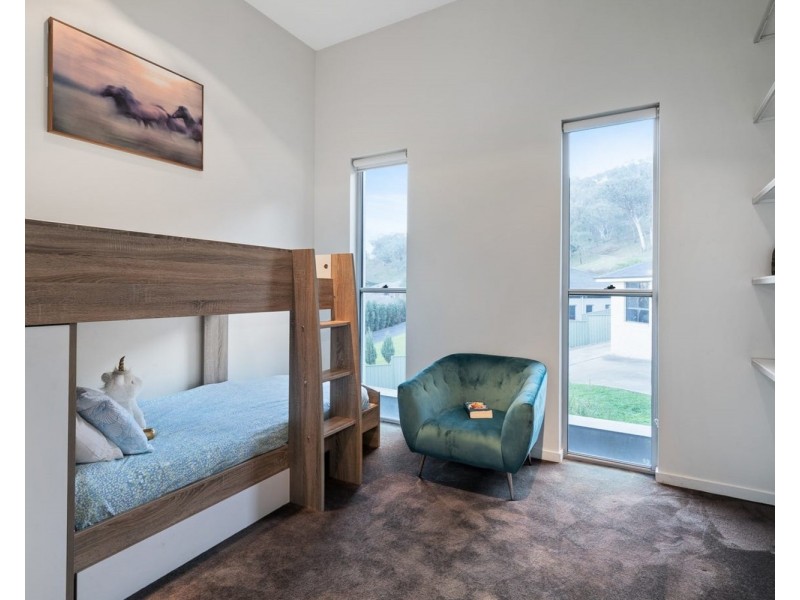 30 Mace Court, Glenroy NSW 2640