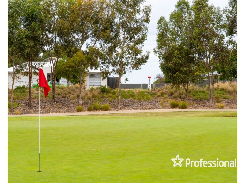 36 Peter Thomson Circuit, Yarrawonga VIC 3730