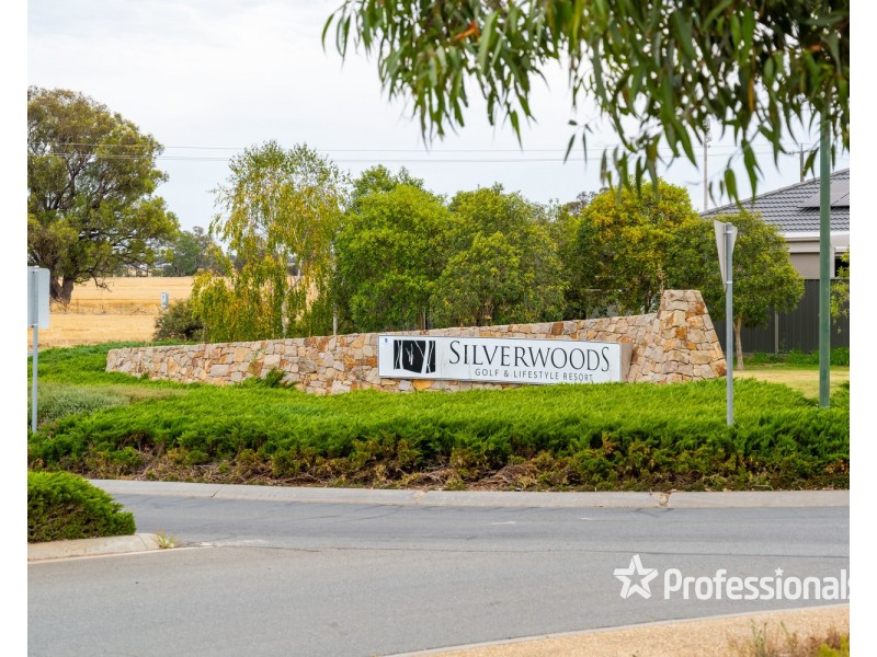 36 Peter Thomson Circuit, Yarrawonga VIC 3730