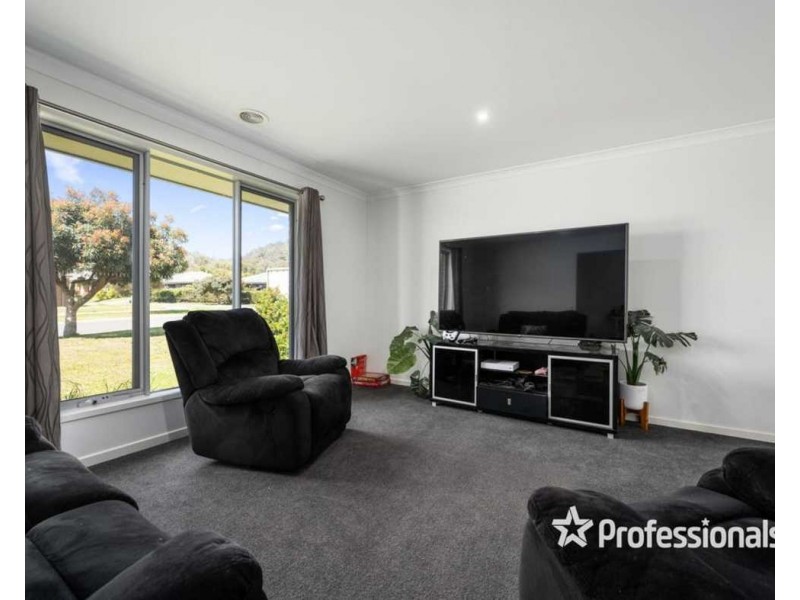 17 Murray Way, Wodonga VIC 3690