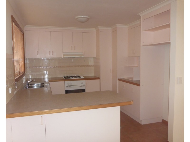 16 Dundee Drive, Wodonga VIC 3690