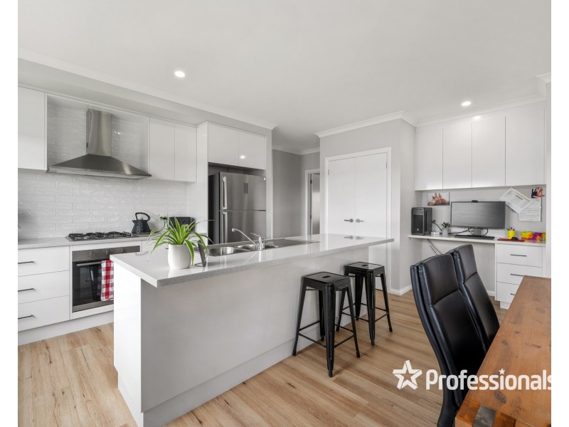 15 Lasilla Place, Baranduda VIC 3691