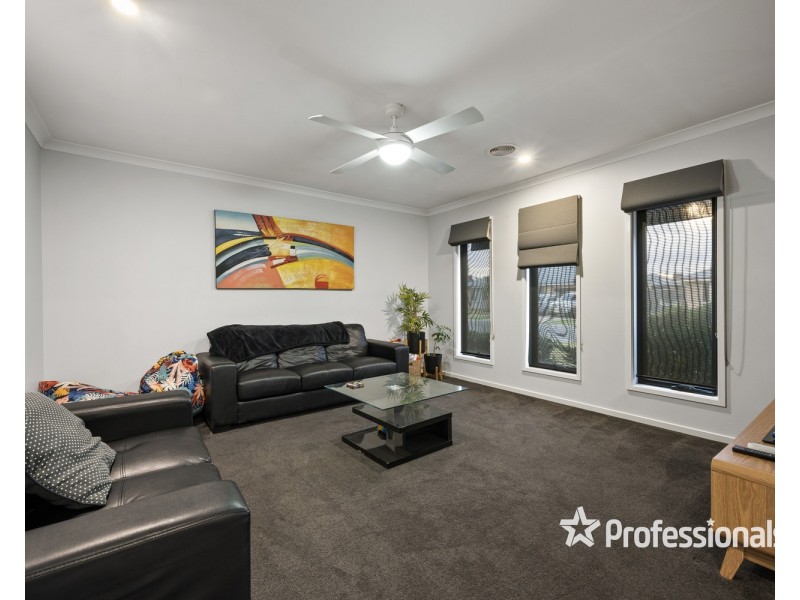 8 Strickland Street, Killara VIC 3691