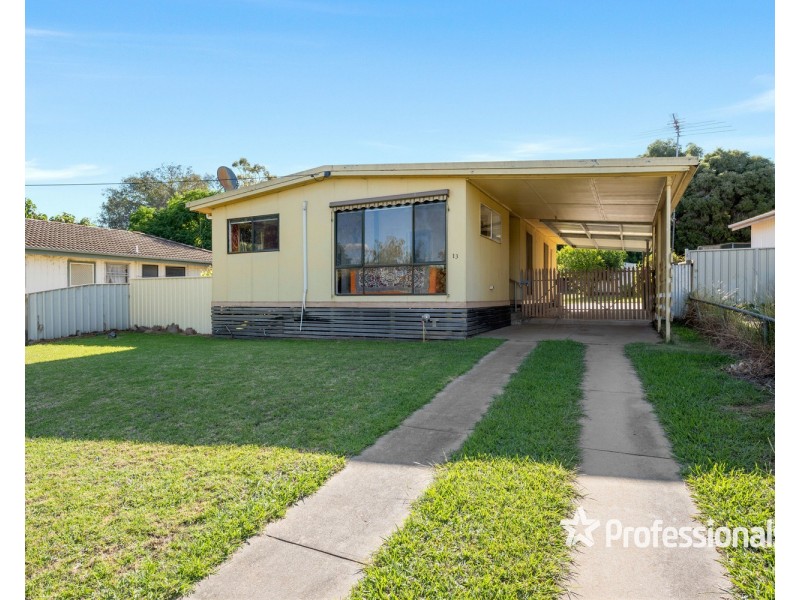 13 William Street, Rutherglen VIC 3685