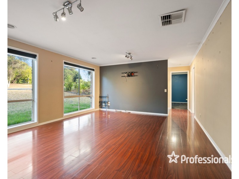 2 Ironbark Road, Thurgoona NSW 2640