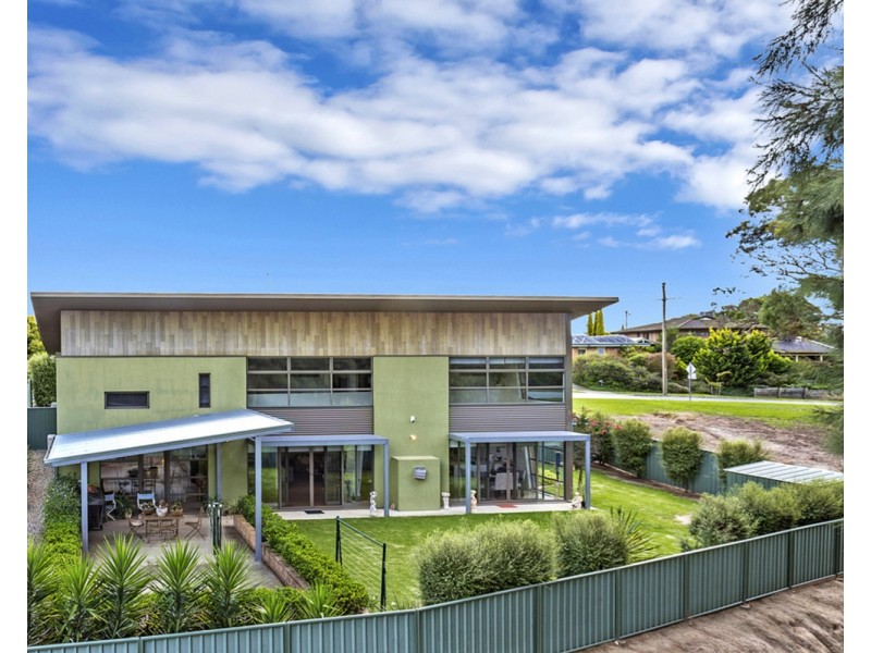 2 Parkland Drive, Wodonga VIC 3690