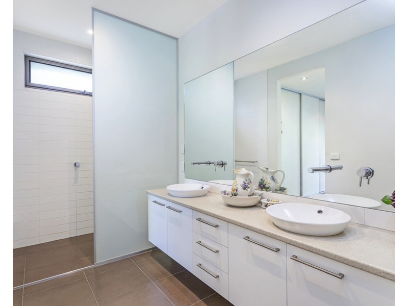 2 Parkland Drive, Wodonga VIC 3690