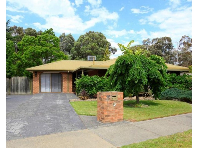 16 Chifley Street, Wodonga VIC 3690