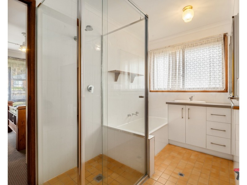 15 Sans Souci Drive, Wodonga VIC 3690