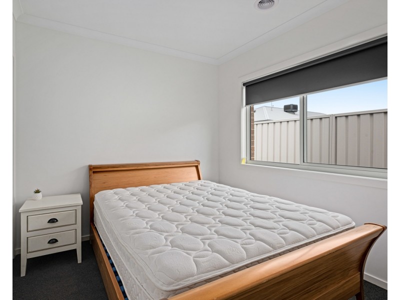 17 Beadsworth Street, Baranduda VIC 3691